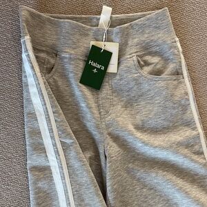 HALARA Light Gray Wide-Leg Pants